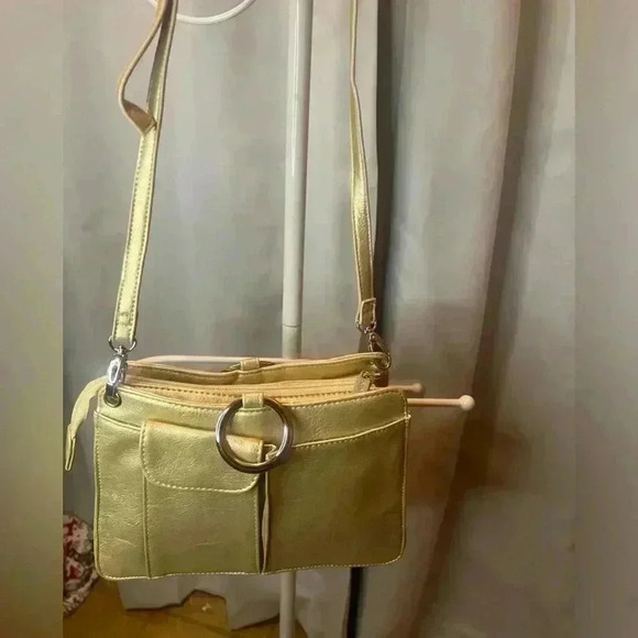Pouchee Gold Leather Organizer Crossbody Bag - Picture 5 of 13